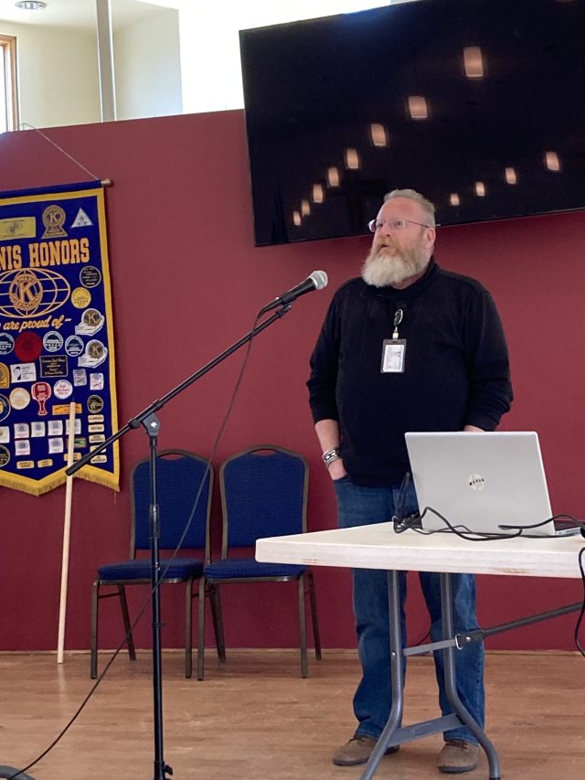 Jack Allison Briefs Kiwanis On Los Alamos Visiting Nurse Service - Vimarsana News