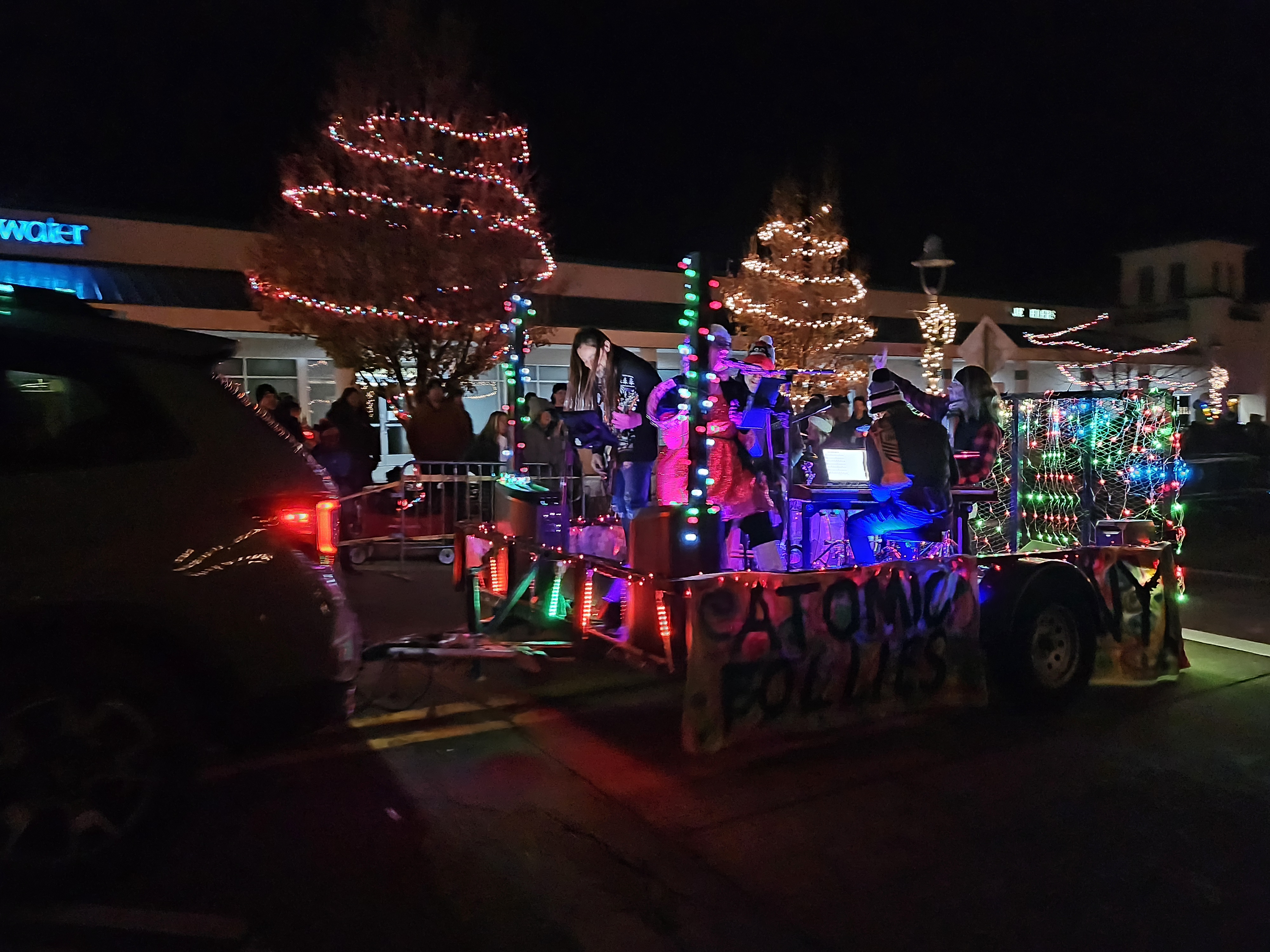 MainStreet Announces Special Recognition For Holiday Lights Parade Participants