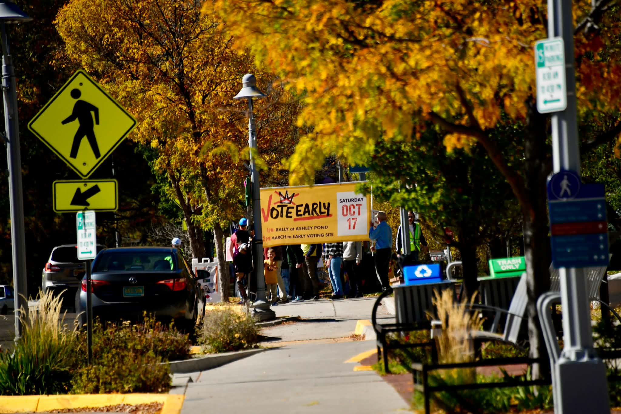 Scenes From Saturday’s ‘No Kings: Vote Early’ Event In Los Alamos